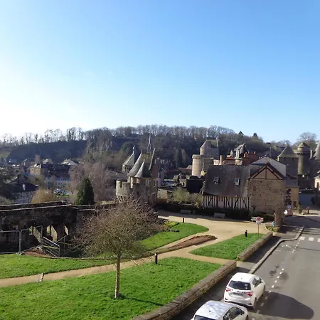 Le Relais Medieval Fougères Exterior foto