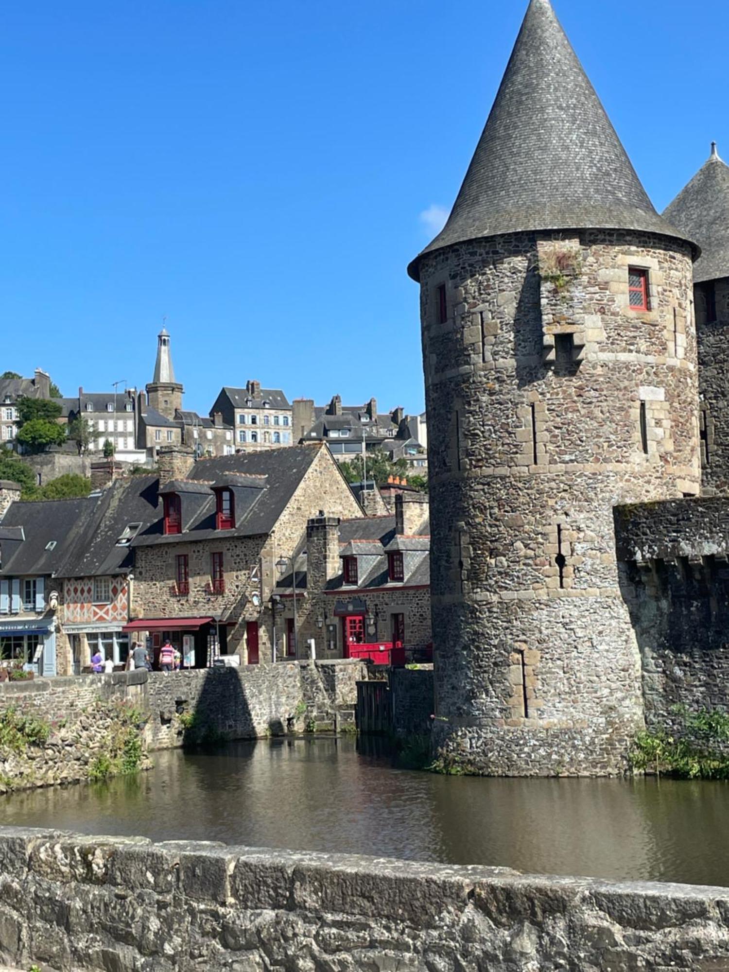 Le Relais Medieval * Fougères