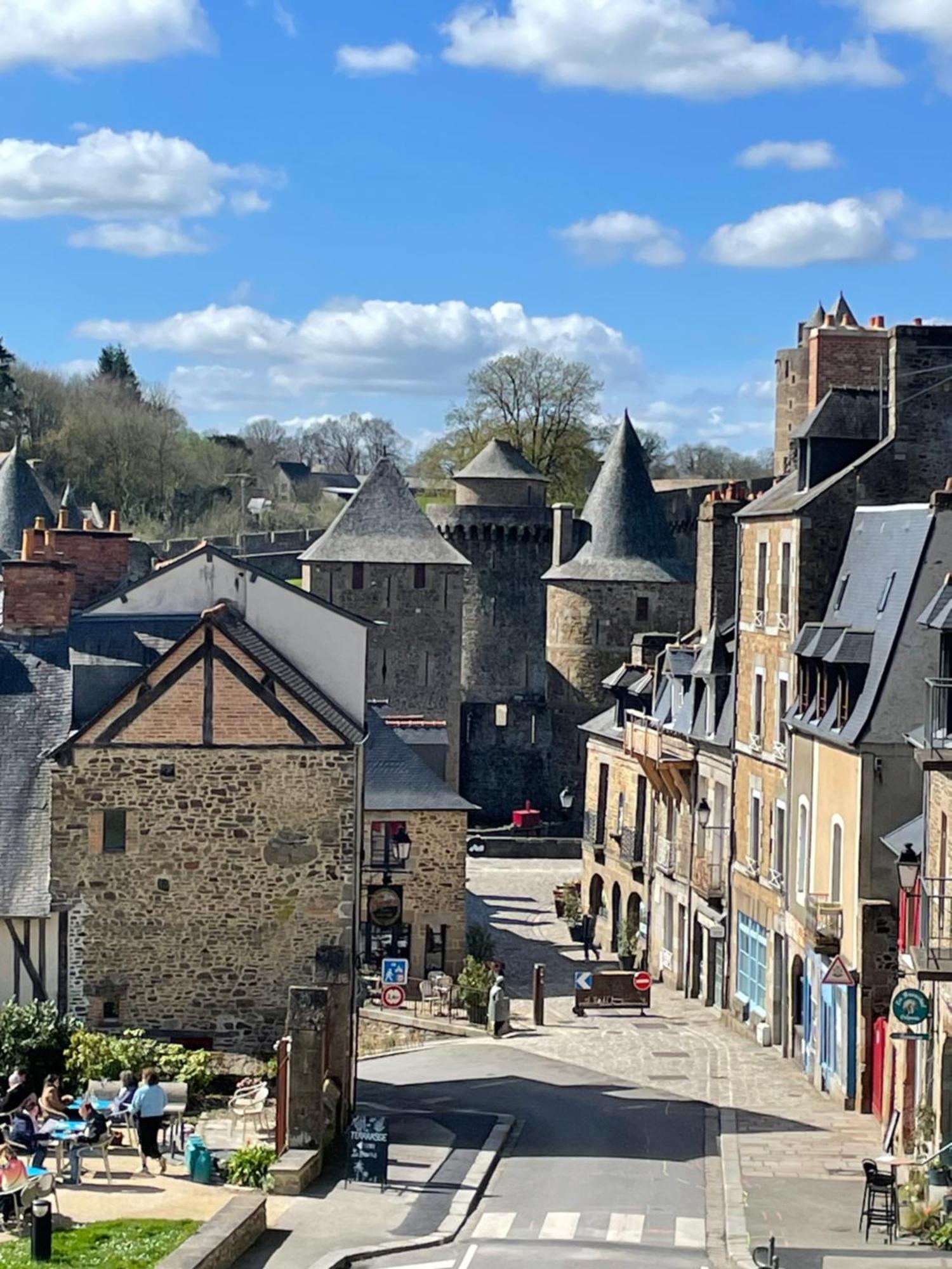 Le Relais Medieval * Fougères